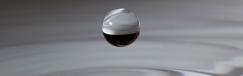 High Speed Macro Photography - Water Drop
